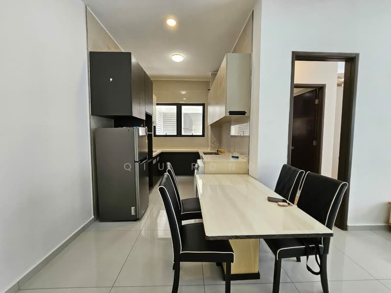 Kondominium untuk Dijual di Amberside @ Country Garden Danga Bay - Qiu Rong - Kitchen - PropertyGuru.com.my
