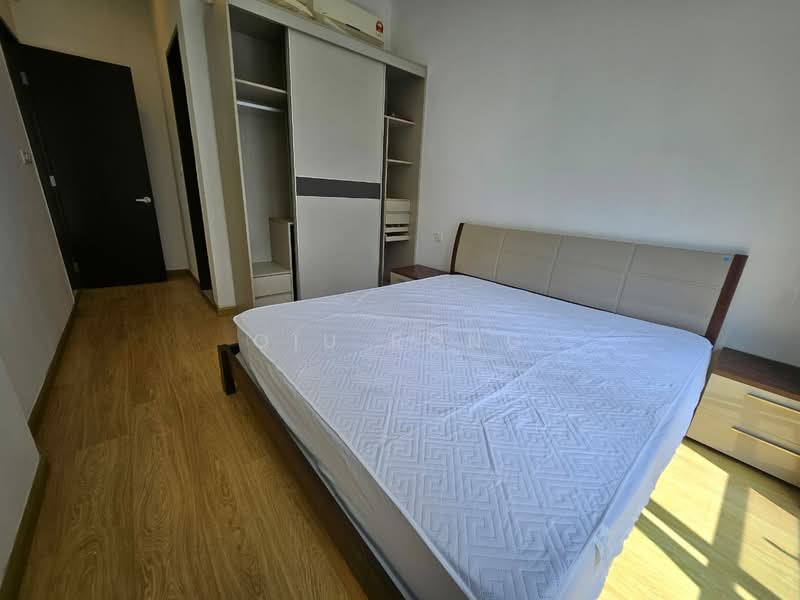 Kondominium untuk Dijual di Amberside @ Country Garden Danga Bay - Qiu Rong - Bedroom - PropertyGuru.com.my