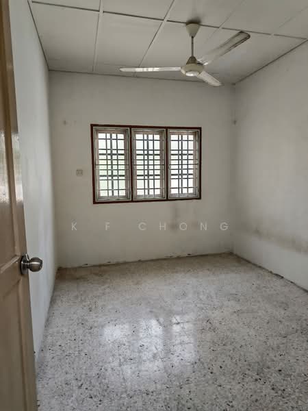 1-storey Terraced House for Sale in Ayer Tawar (Perak) - K F Chong - Interior - PropertyGuru.com.my