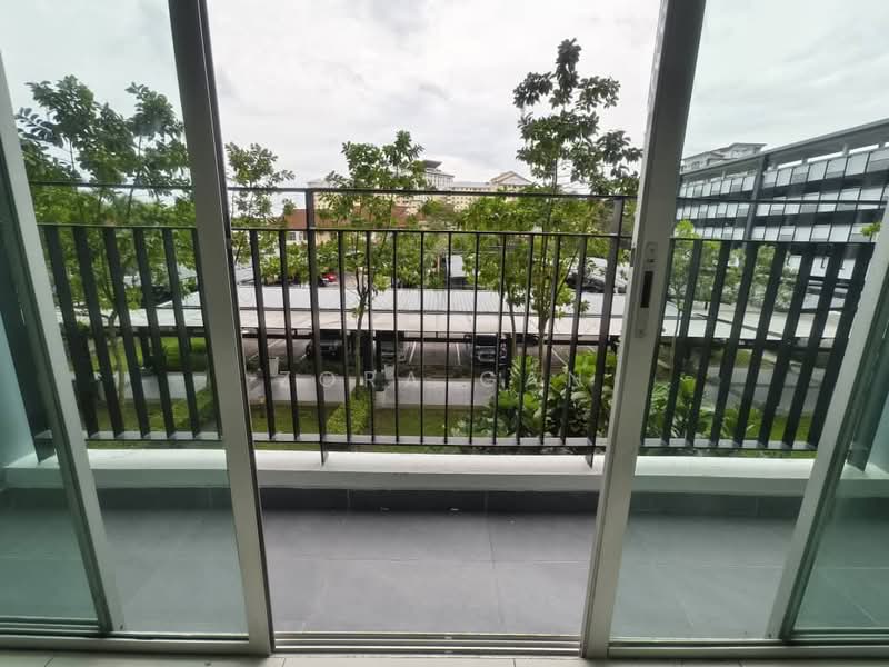 Pangsapuri untuk Dijual di Epic Residence - Zora Gan - Balcony - PropertyGuru.com.my