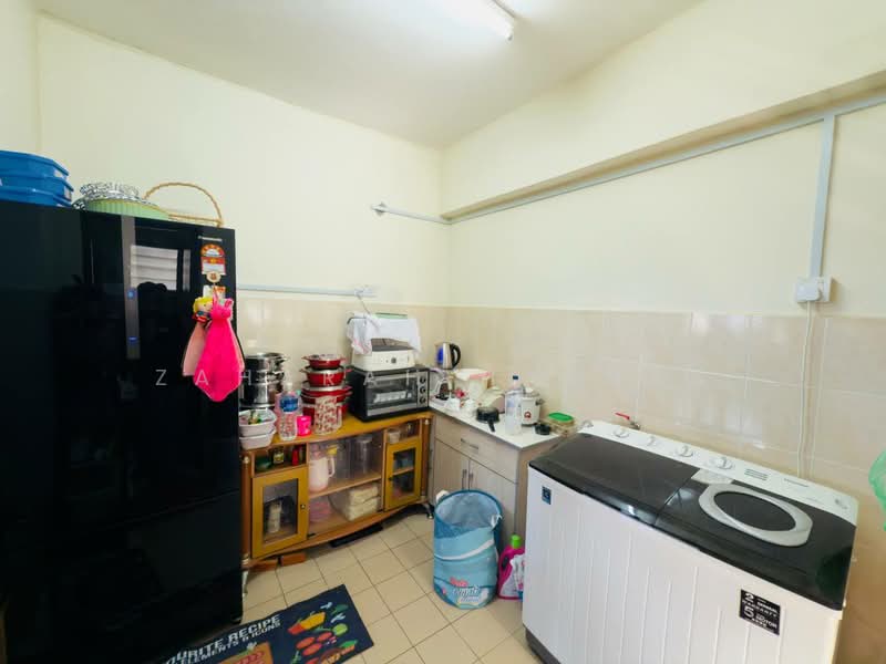 Apartment for Sale at Apartment Sri Hijauan - Zaharah Hasnas - Kitchen - PropertyGuru.com.my