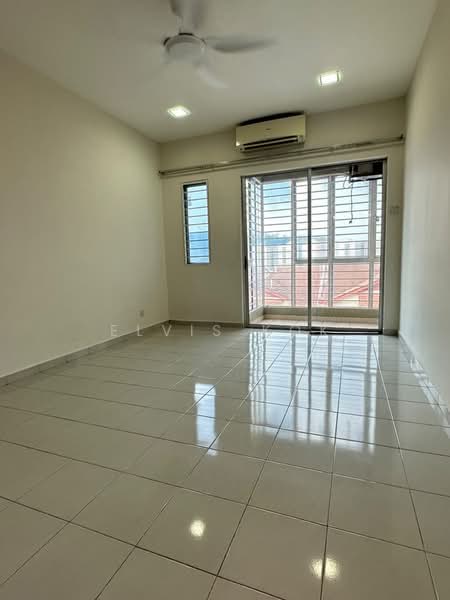 Townhouse for Sale in Batu Caves (Selangor) - Elvis Kok - Living Room - PropertyGuru.com.my