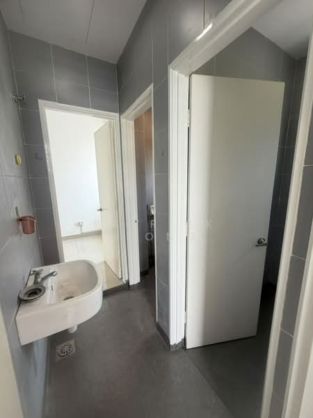 Rumah Teres 2 Tingkat untuk Dijual di Rawang (Selangor) - Patrick Leong - Bathroom - PropertyGuru.com.my