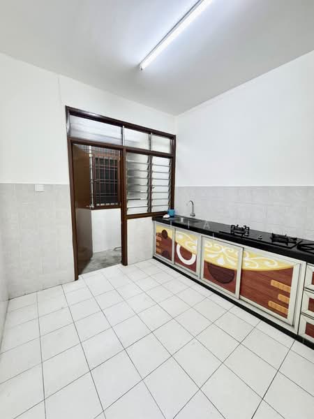 Service Residence for Sale at Nusa Perdana Apartment - APRILIA CHAYADI - Kitchen - PropertyGuru.com.my