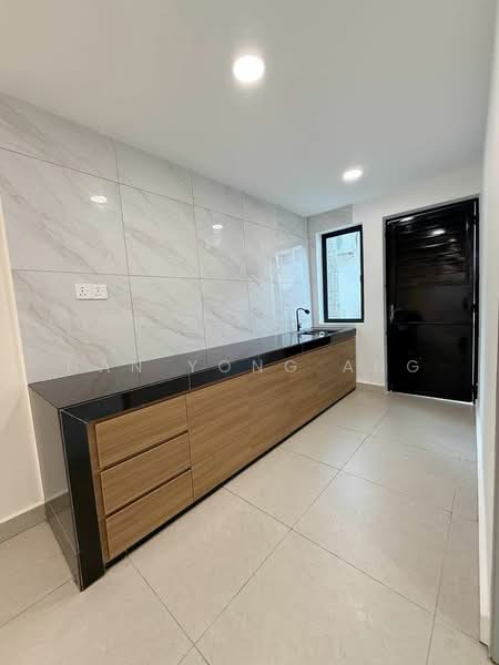 2-storey Terraced House for Sale in Taman Desa Cemerlang (Ulu Tiram) - Han Yong Ang - Kitchen - PropertyGuru.com.my