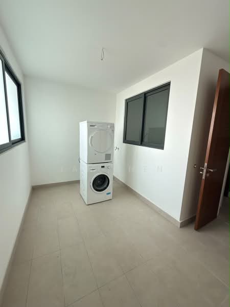 Service Residence for Sale at The Astaka @ 1 Bukit Senyum - Ian Chen - PropertyGuru.com.my