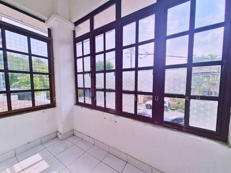 Rumah Teres 2 Tingkat untuk Dijual di Kota Damansara (Selangor) - Aizat Saifulrullah - PropertyGuru.com.my