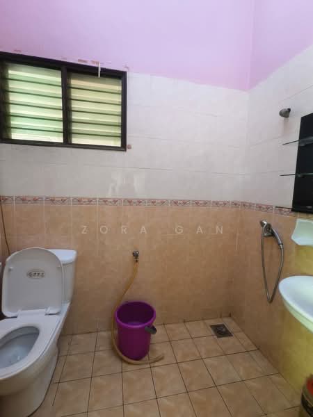 Tanah Kediaman untuk Dijual di Taman Desa Cemerlang (Ulu Tiram) - Zora Gan - Bathroom - PropertyGuru.com.my