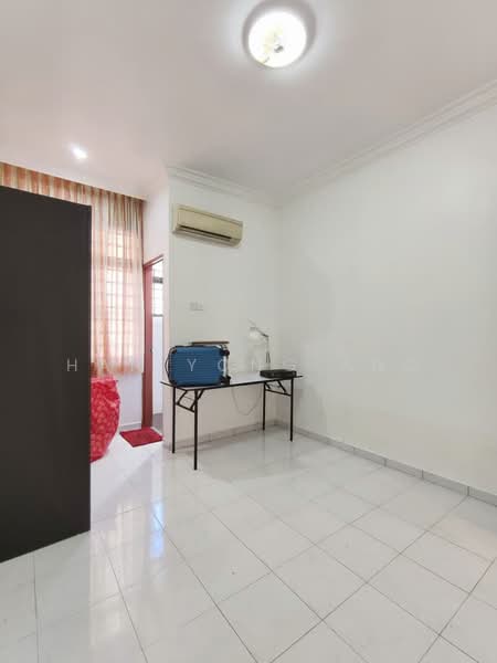 Rumah Teres 2 Tingkat untuk Dijual di Taman Desa Cemerlang (Ulu Tiram) - Han Yong Ang - Interior - PropertyGuru.com.my
