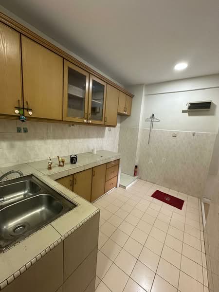 Apartment for Sale at Bayu Villa - Elaine Yap - Kitchen - PropertyGuru.com.my