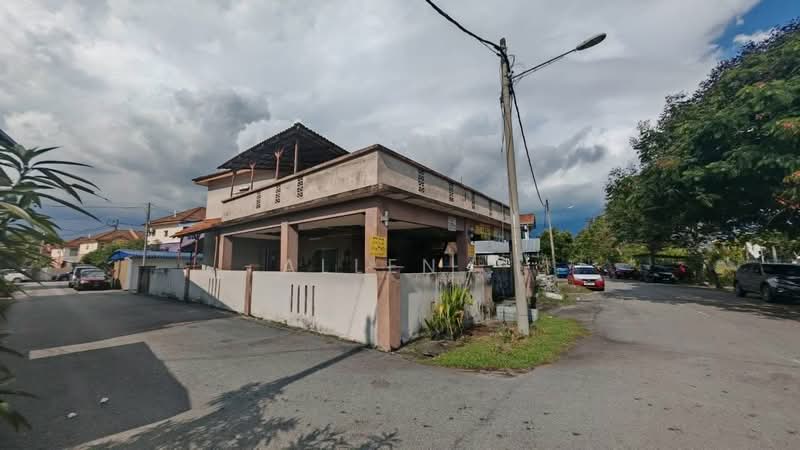 2-storey Terraced House for Sale in Taman Putra Perdana (Puchong) - Allen . - Exterior - PropertyGuru.com.my