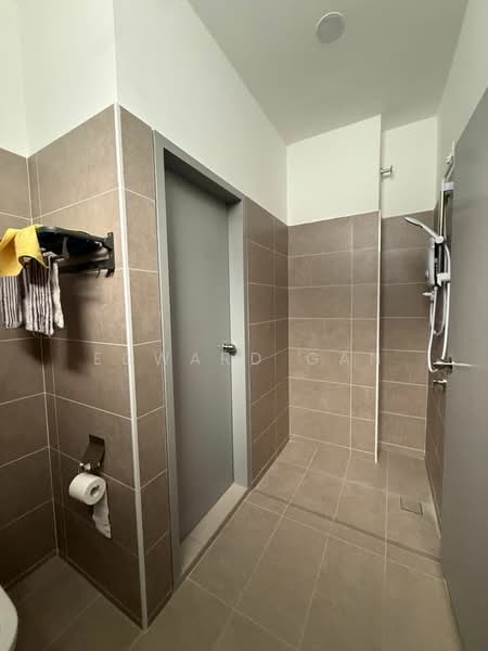 2.5-storey Terraced House for Rent in Taman Ponderosa (Johor Bahru) - Edward Gan - Bathroom - PropertyGuru.com.my