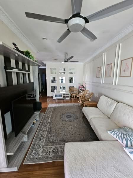 Rumah Berkembar untuk Dijual di Senawang (Negeri Sembilan) - Jamalatin Mesen - Living Room - PropertyGuru.com.my