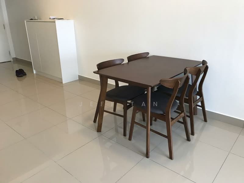 Kondominium untuk Disewa di The Holmes 1 - Jeff Tan - Dining Room - PropertyGuru.com.my