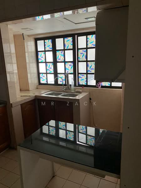 Kondominium untuk Dijual di Kemuncak Shah Alam - Mr Zack - Kitchen - PropertyGuru.com.my