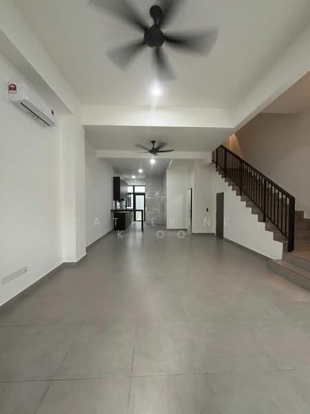 2-storey Terraced House for Rent in Taman Mount Austin (Tebrau) - Catherine Khoo - Living Room - PropertyGuru.com.my