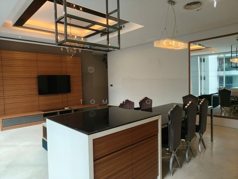 Service Residence for Sale at Vipod Residence - Tom Foo - Dining Room - PropertyGuru.com.my