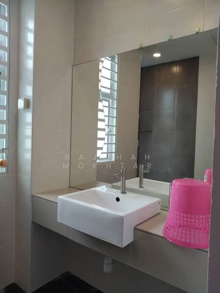 2-storey Terraced House for Rent in Bandar Rimbayu (Telok Panglima Garang) - Najihah Mokhtar - PropertyGuru.com.my