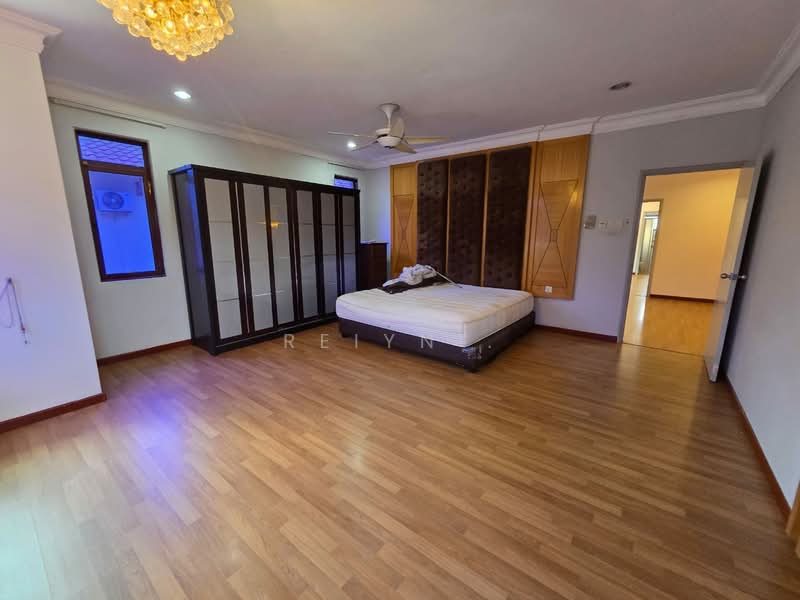 Semi-Detached House for Sale in Taman TTDI Jaya (Shah Alam) - Reiyn . - Bedroom - PropertyGuru.com.my