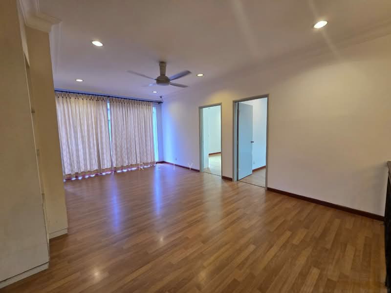 Semi-Detached House for Sale in Taman TTDI Jaya (Shah Alam) - Reiyn . - Living Room - PropertyGuru.com.my