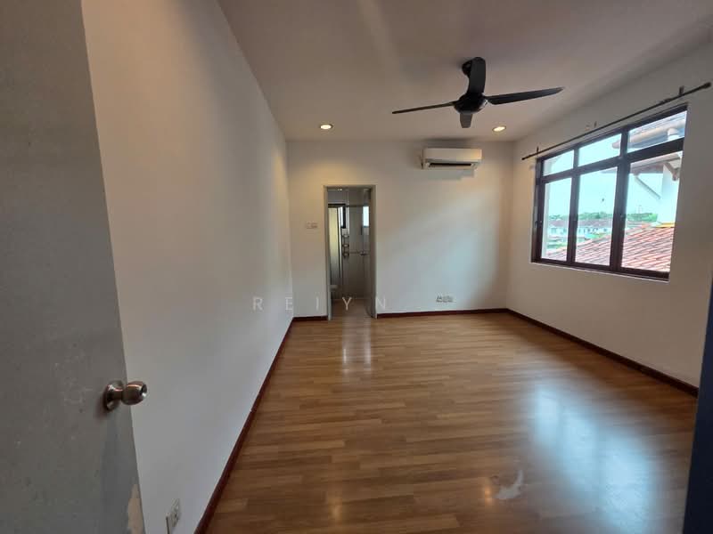 Semi-Detached House for Sale in Taman TTDI Jaya (Shah Alam) - Reiyn . - Interior - PropertyGuru.com.my