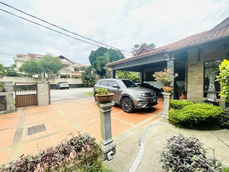 Semi-Detached House for Sale in Ampang (Selangor) - Sam Jamal - Exterior - PropertyGuru.com.my
