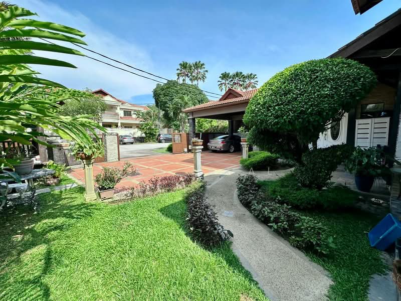 Semi-Detached House for Sale in Ampang (Selangor) - Sam Jamal - Exterior - PropertyGuru.com.my