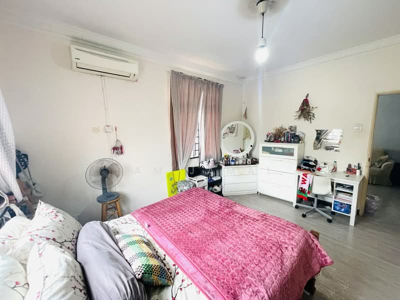 Semi-Detached House for Sale in Ampang (Selangor) - Sam Jamal - Bedroom - PropertyGuru.com.my