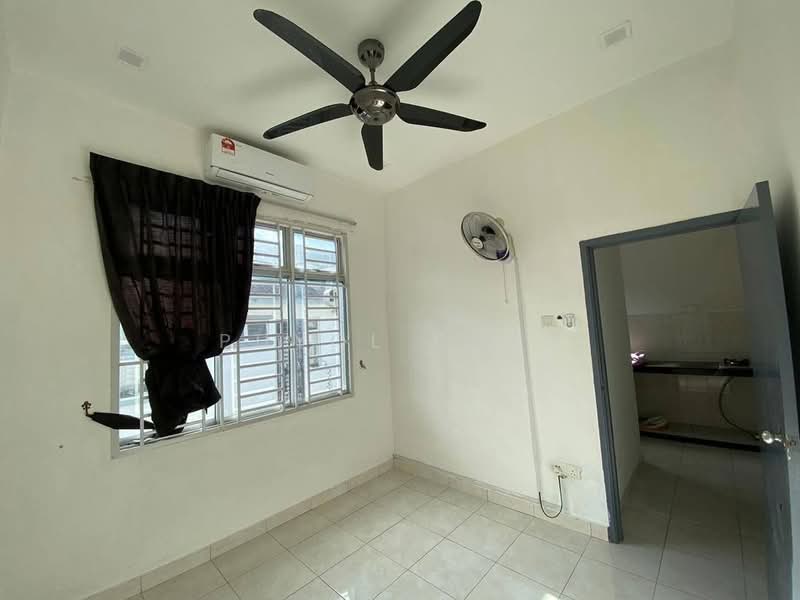 Rumah Teres 1 Tingkat untuk Disewa di Taman Mount Austin (Tebrau) - Puyol Chin - PropertyGuru.com.my
