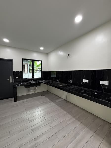 2-storey Terraced House for Sale in Taman Prima Saujana (Kajang) - Vicky G. - Kitchen - PropertyGuru.com.my