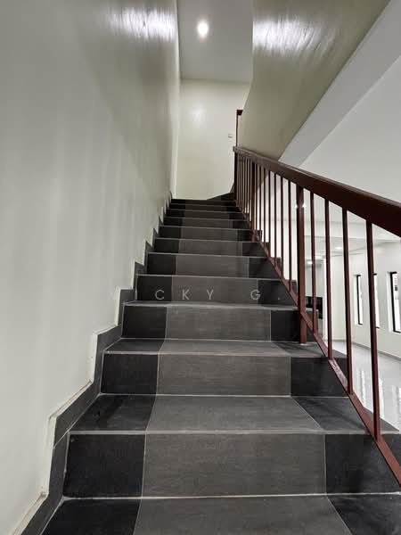 2-storey Terraced House for Sale in Taman Prima Saujana (Kajang) - Vicky G. - Interior - PropertyGuru.com.my