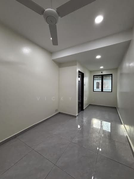 2-storey Terraced House for Sale in Taman Prima Saujana (Kajang) - Vicky G. - Interior - PropertyGuru.com.my