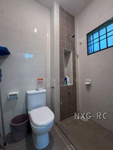 Rumah Teres 2 Tingkat untuk Dijual di Setia Impian (Setia Alam) - Raymond Cheng - Bathroom - PropertyGuru.com.my