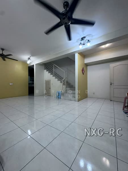 Rumah Teres 2 Tingkat untuk Dijual di Setia Impian (Setia Alam) - Raymond Cheng - Living Room - PropertyGuru.com.my