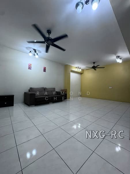 Rumah Teres 2 Tingkat untuk Dijual di Setia Impian (Setia Alam) - Raymond Cheng - Living Room - PropertyGuru.com.my