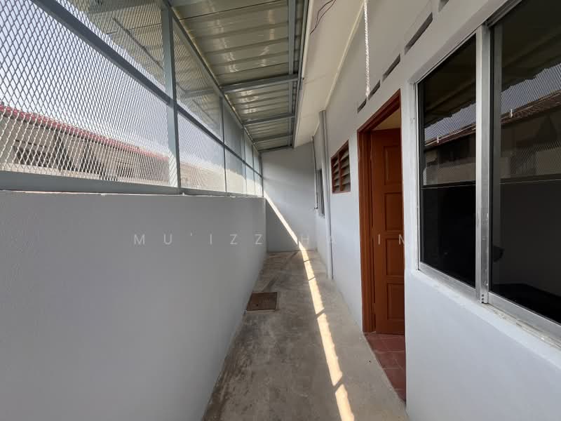 1-storey Terraced House for Rent in Bandar Rinching Seksyen 2 (Semenyih) - Mu'izz Halim - PropertyGuru.com.my