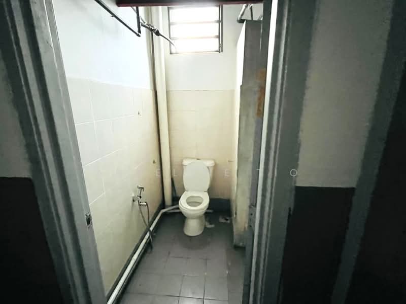 Shop / Office for Rent in Taman Berjaya Setia (Bukit Mertajam) - Angeline Tio - Bathroom - PropertyGuru.com.my