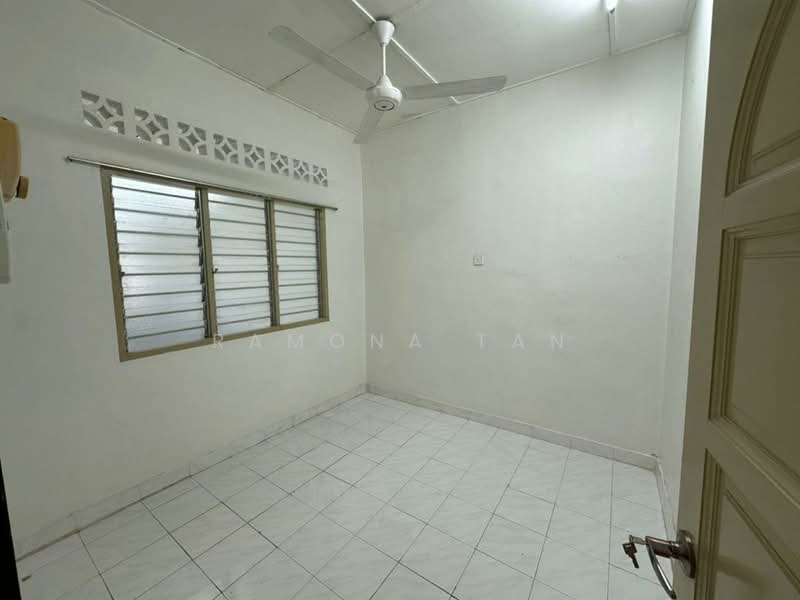 Rumah Teres 1 Tingkat untuk Dijual di Taman Datuk Palembang (Bukit Baru) - Ramona Tan - Interior - PropertyGuru.com.my