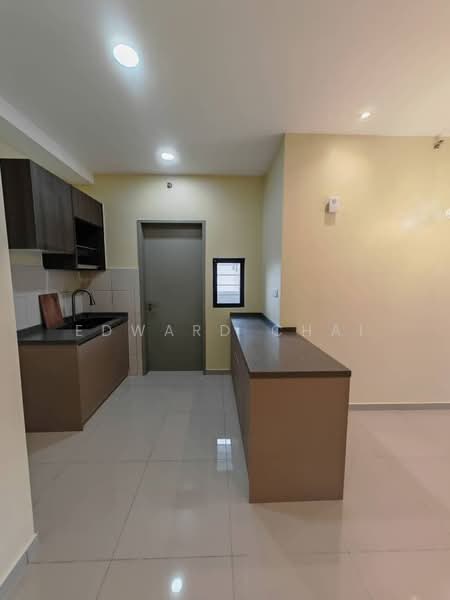 Servis Apartment untuk Dijual di D'Vervain - Edward Chai - Kitchen - PropertyGuru.com.my