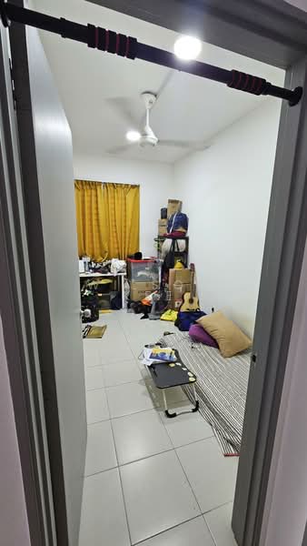 Pangsapuri untuk Disewa di Residensi Vista Wirajaya - Wilson Kee - Bedroom 3 - PropertyGuru.com.my