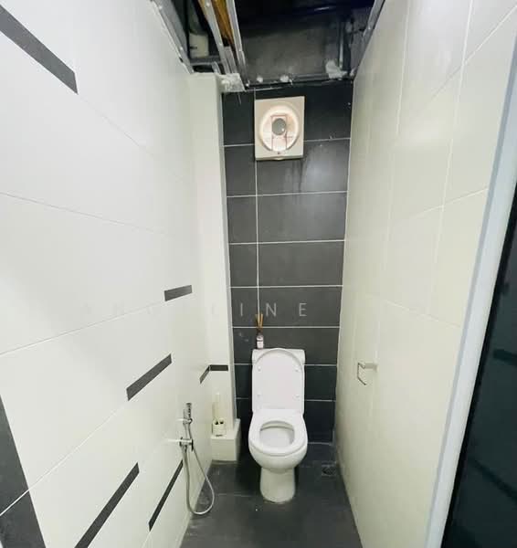 Shop / Office for Sale in Taman Berjaya Setia (Bukit Mertajam) - Angeline Tio - Bathroom - PropertyGuru.com.my