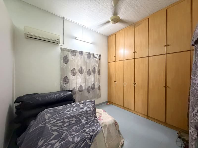 1-storey Terraced House for Sale in Wah Loong (Kampar) - Kelvin Foo - Bedroom - PropertyGuru.com.my