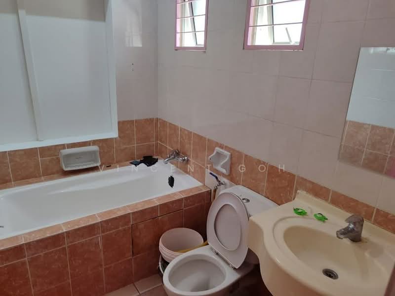 Semi-Detached House for Sale in Shah Alam (Selangor) - Vincent Goh - Bathroom - PropertyGuru.com.my