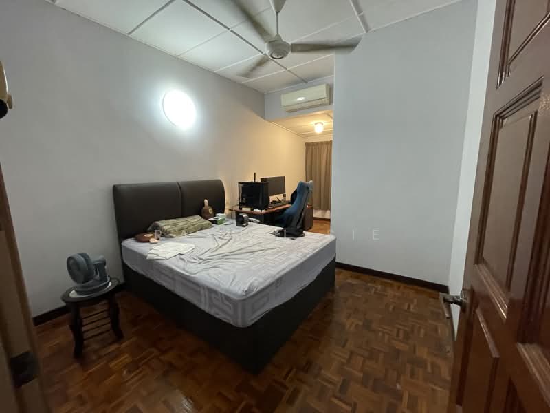 2-storey Terraced House for Sale in Taman Tun Dr Ismail (Kuala Lumpur) - Rachel Sie - Bedroom - PropertyGuru.com.my