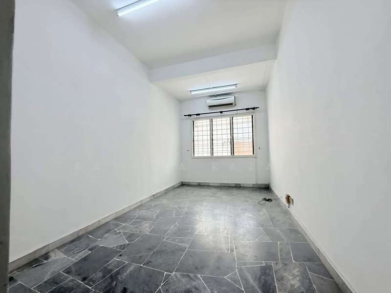 Rumah Teres untuk Dijual di Usj 2 (Subang Jaya) - Razlina Razali - Interior - PropertyGuru.com.my