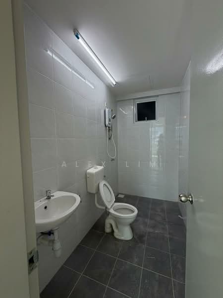 Kondominium untuk Disewa di The Zen - Alex Lim - Bathroom - PropertyGuru.com.my