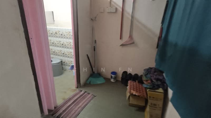 Flat for Sale at Rumah Pangsa Batu Berendam - CHIN FN - Interior - PropertyGuru.com.my