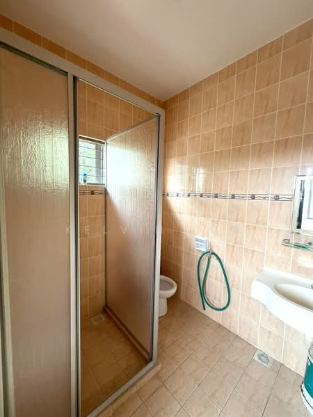 Semi-Detached House for Sale in Taman Impiana 2 (Teluk Intan) - Kelvin Foo - Bathroom - PropertyGuru.com.my