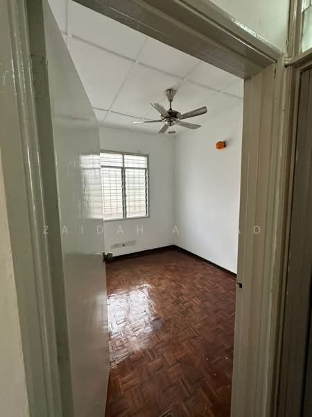 Rumah Teres 2 Tingkat untuk Dijual di Taman Pandan Indah (Ampang) - Zaidah Ahmad - Interior - PropertyGuru.com.my