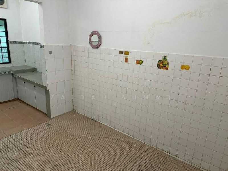 Rumah Teres 2 Tingkat untuk Dijual di Taman Pandan Indah (Ampang) - Zaidah Ahmad - Kitchen - PropertyGuru.com.my